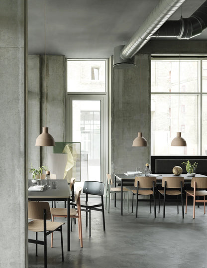 Muuto Loft Chair stol, uten polstring. Velg understell, sete og rygg