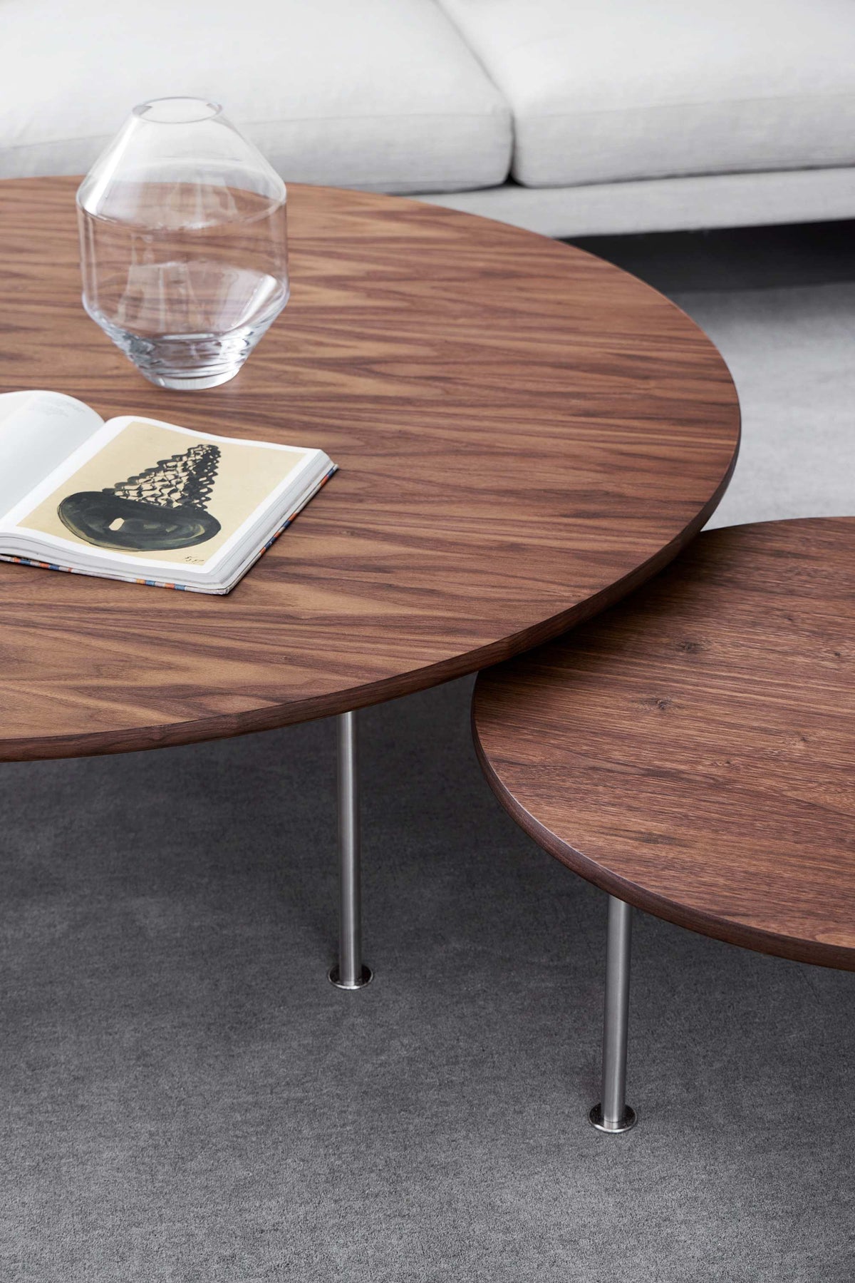 Fredericia Wegner Ox Table Ø100 cm. Velg understell og treverk