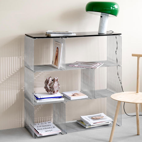 Montana Wire Cube 70 x 35 cm. Dybde 35 cm. I krom utførelse.