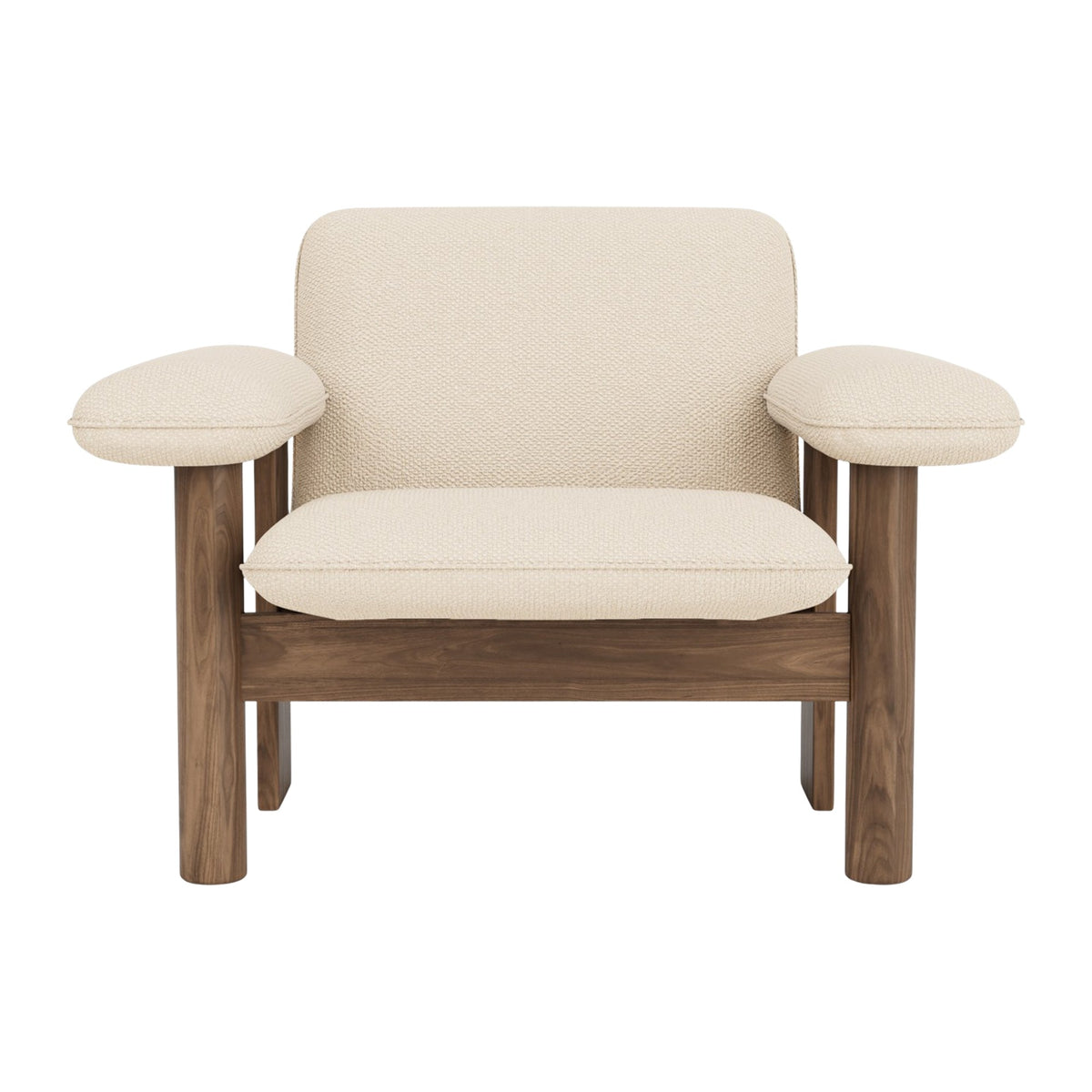 Audo Copenhagen Brasilia Lounge Chair lenestol, lav rygg. Velg tekstil og treverk