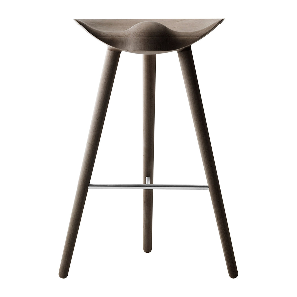 Audo Copenhagen ML 42 Bar Stool barkrakk. Velg treverk og fotstøtte