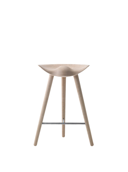 Audo Copenhagen ML 42 Counter Stool barkrakk. Velg treverk og fotstøtte
