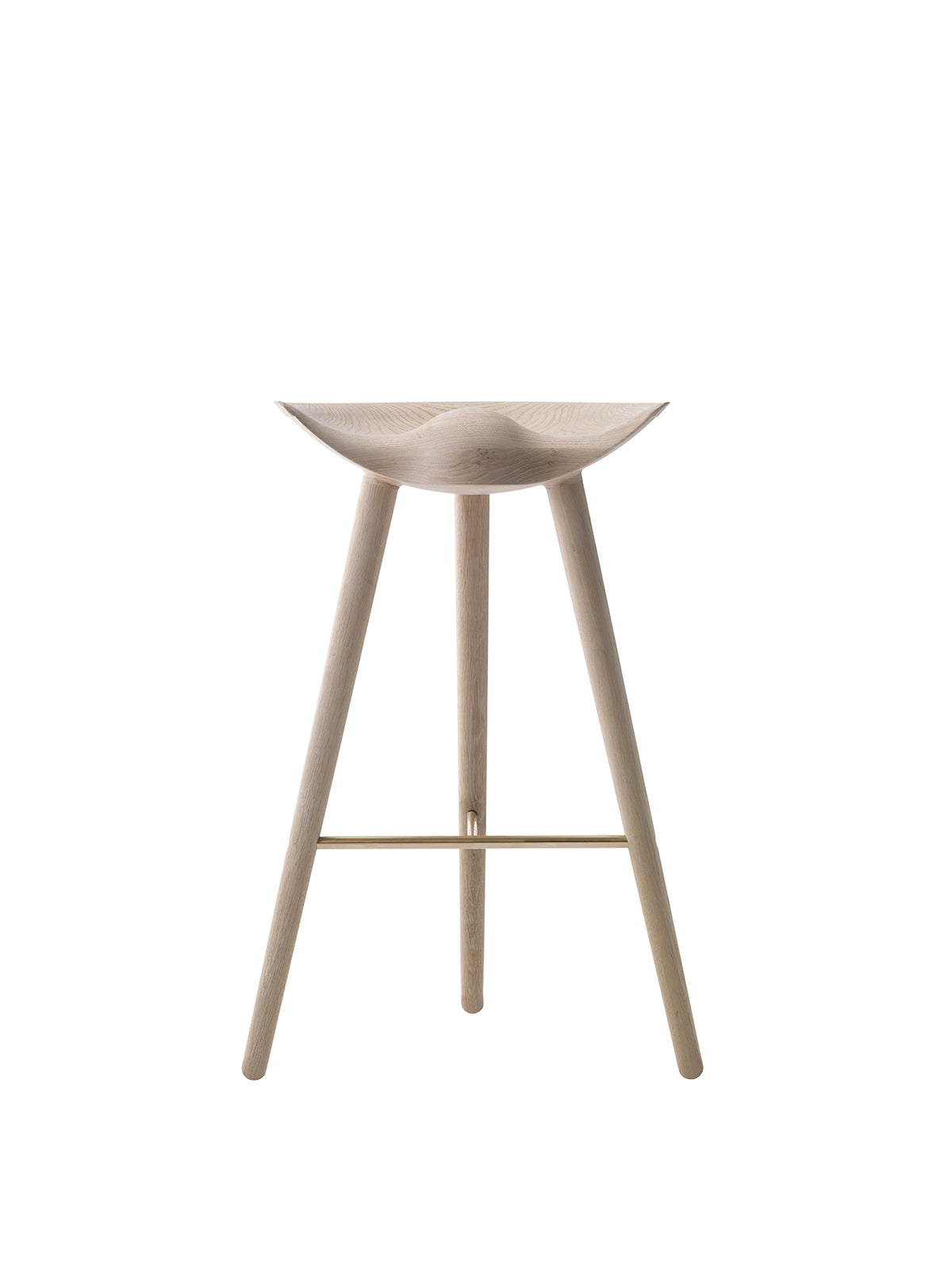 Audo Copenhagen ML 42 Bar Stool barkrakk. Velg treverk og fotstøtte