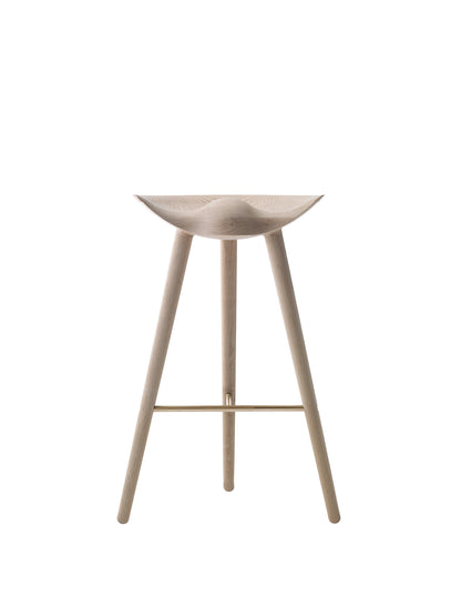 Audo Copenhagen ML 42 Bar Stool barkrakk. Velg treverk og fotstøtte