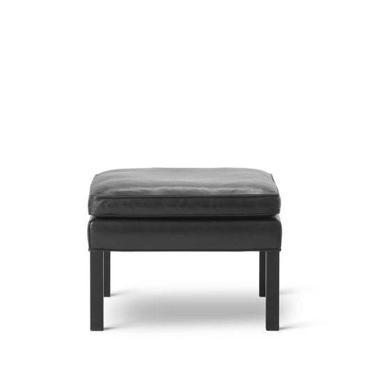 Fredericia Mogensen Ottoman fotskammel 58 × 58 cm. Velg tekstil og treverk