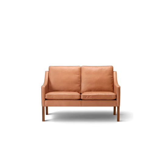 Fredericia Mogensen 2208 Sofa 128 cm, 2-seter. Velg tekstil og treverk
