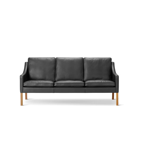 Fredericia Mogensen 2209 Sofa 186 cm, 3-seter. Velg tekstil og treverk