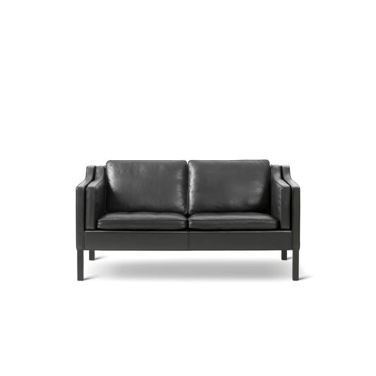 Fredericia Mogensen 2212 Sofa 158 cm, 2-seter. Velg tekstil og treverk