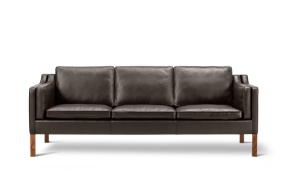 Fredericia Mogensen 2213 Sofa 221 cm, 3-seter. Velg tekstil og treverk