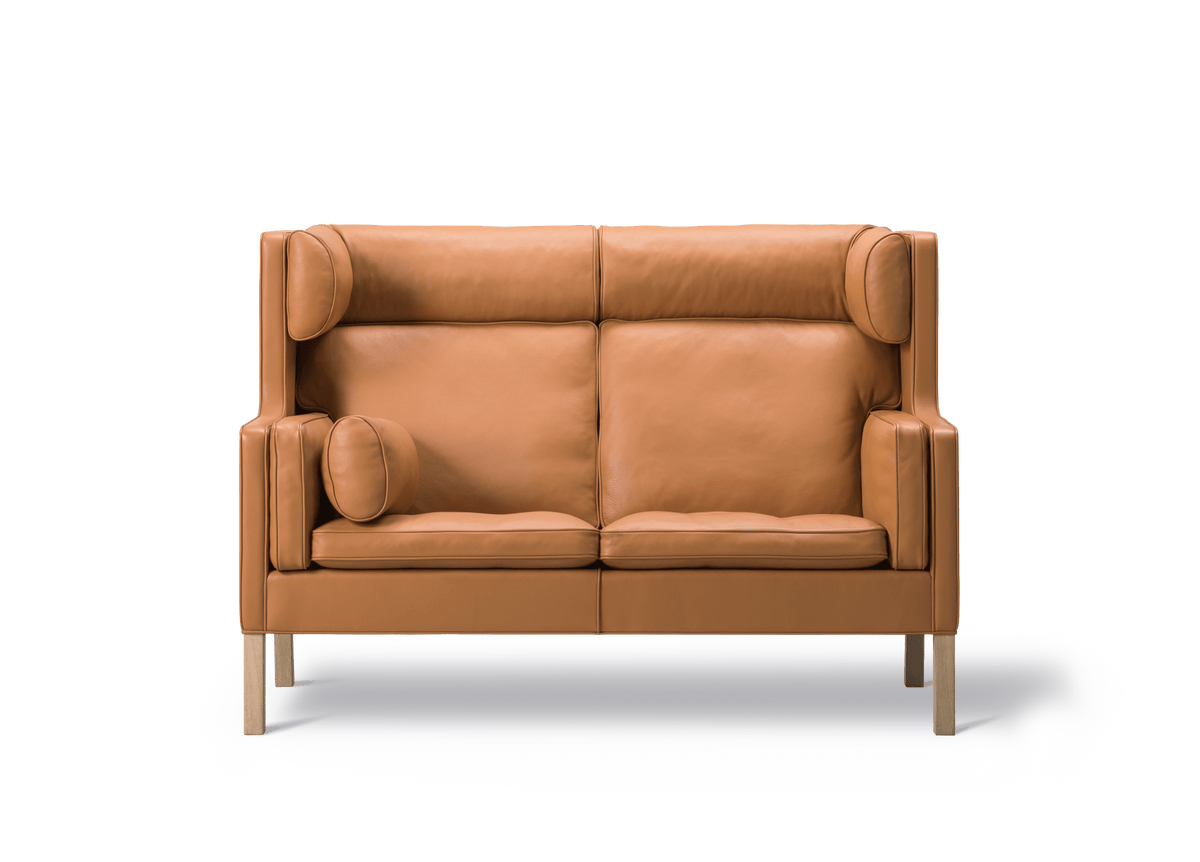 Fredericia Mogensen Coupé Sofaen 154 cm, 2-seter. Velg tekstil og treverk