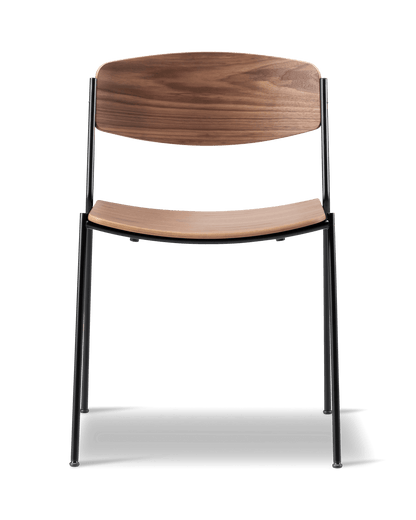 Fredericia Lynderup Chair tresete. Velg understell og treverk.