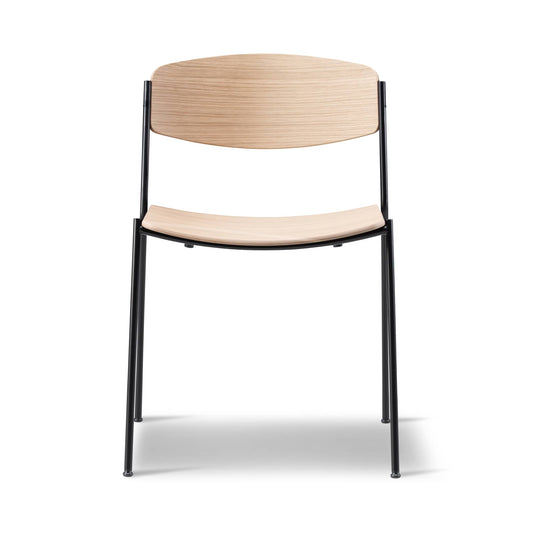 Fredericia Lynderup Chair tresete. Velg understell og treverk