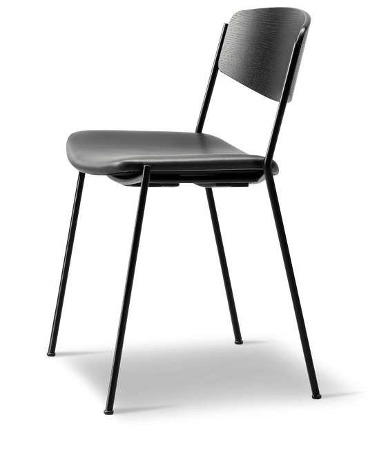 Fredericia Lynderup Chair setepolstret. Velg tekstil og treverk