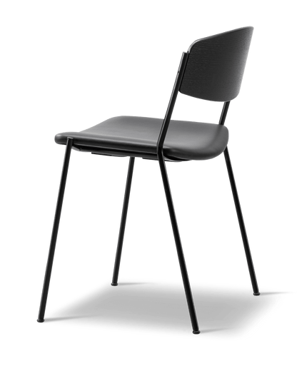 Fredericia Lynderup Chair setepolstret. Velg tekstil og treverk
