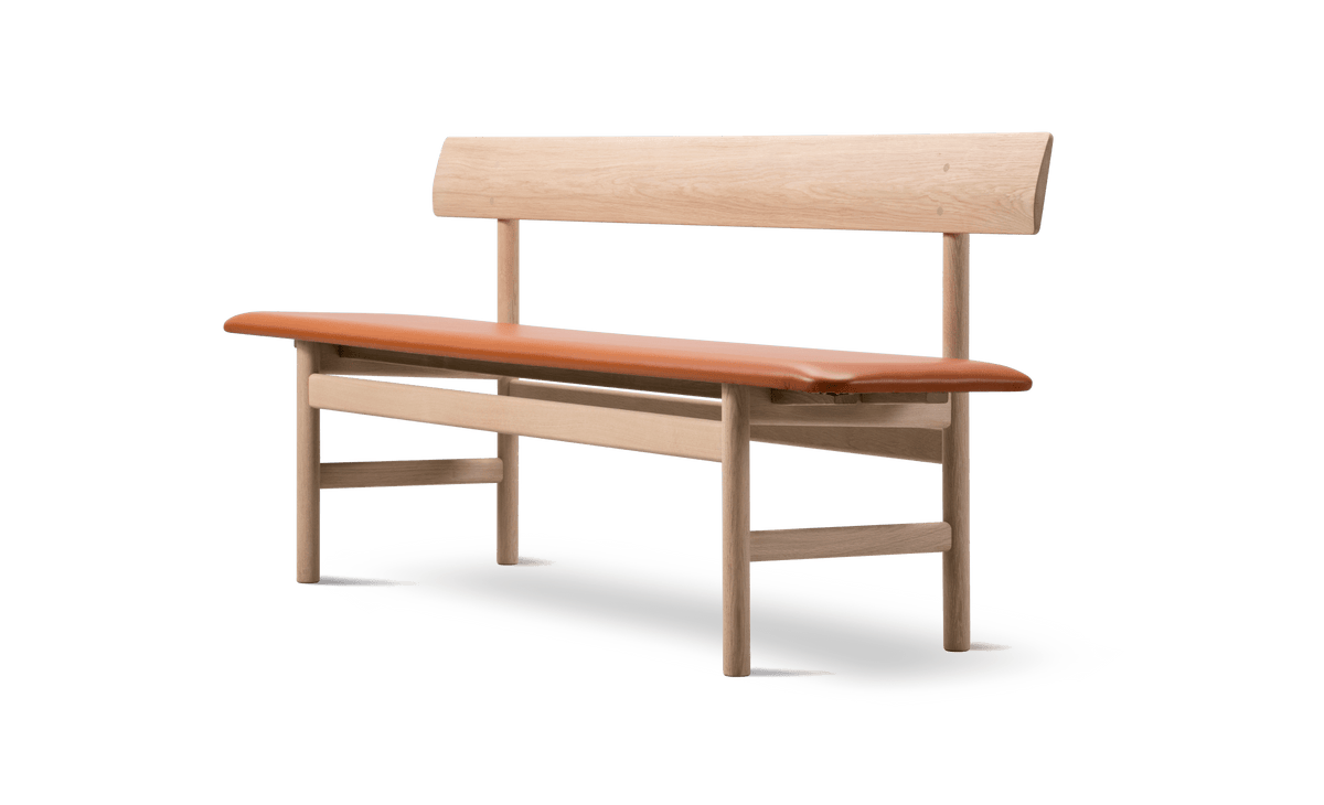 Fredericia The Mogensen Bench med rygg – Røkt eik olje. Velg tekstil
