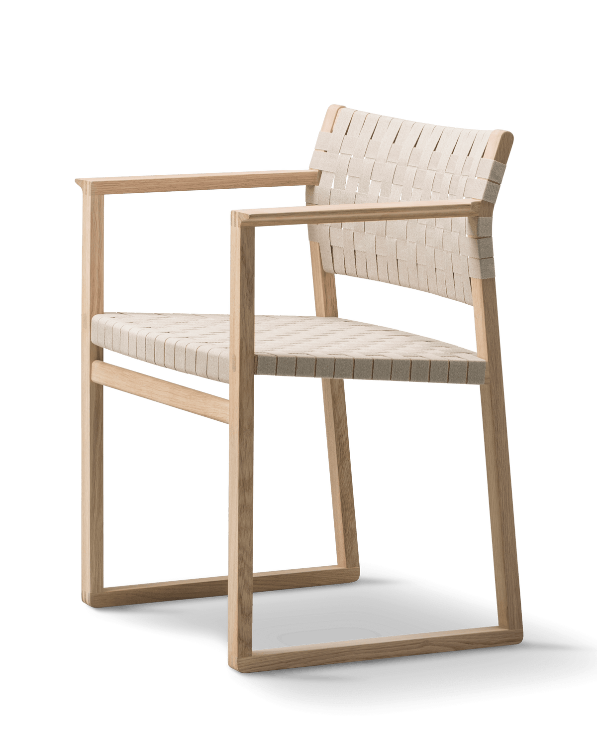 Fredericia BM62 Armchair lingjord. Velg sete og treverk