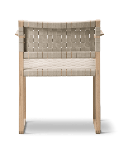 Fredericia BM62 Armchair lingjord. Velg sete og treverk