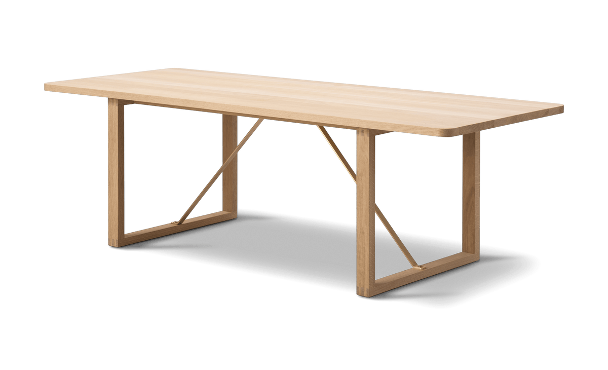 Fredericia BM67 Coffee Table sofabord. Velg avstiver og treverk