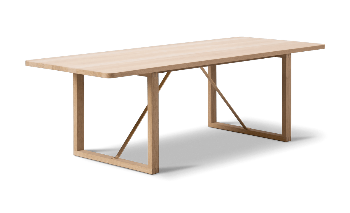 Fredericia BM67 Coffee Table sofabord. Velg avstiver og treverk