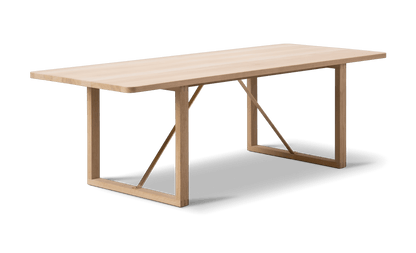 Fredericia BM67 Coffee Table sofabord. Velg avstiver og treverk