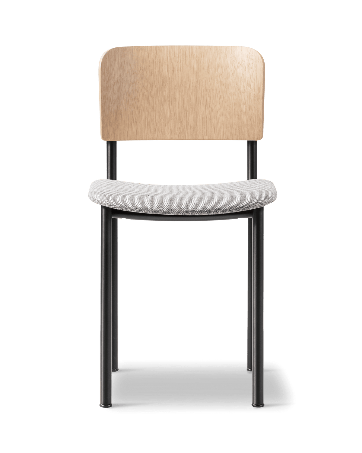 Fredericia Plan Chair setepolstret. Velg tekstil og treverk.