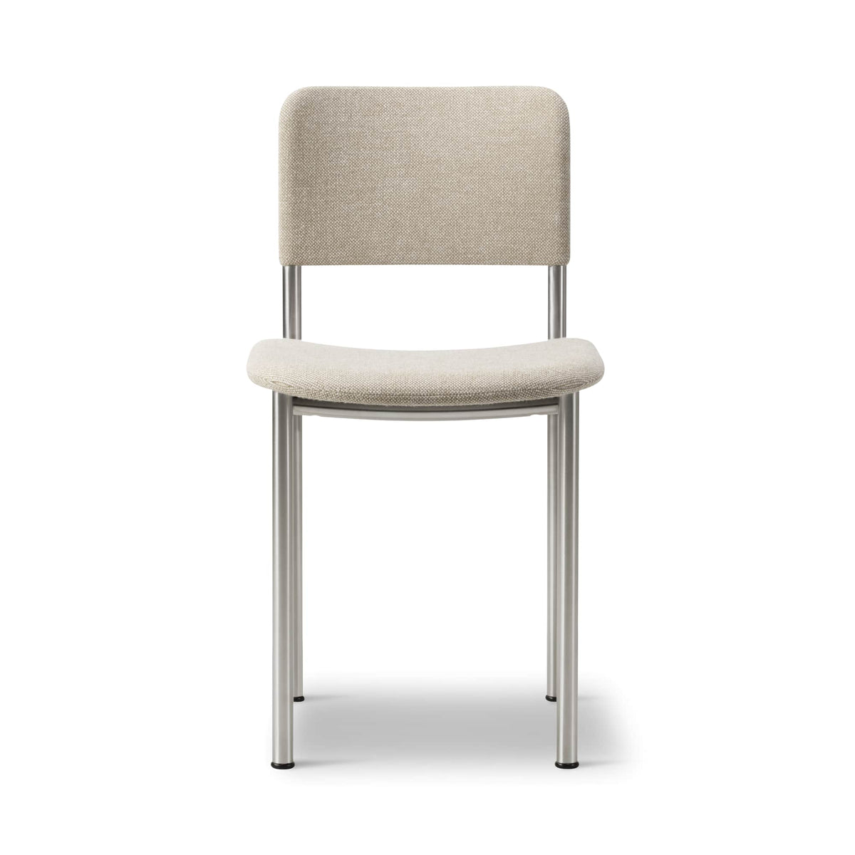 Fredericia Plan Chair fullpolstret. Velg tekstil og understell