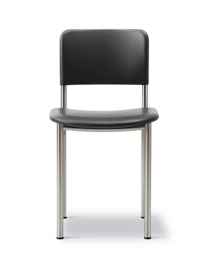 Fredericia Plan Chair fullpolstret. Velg tekstil og understell.