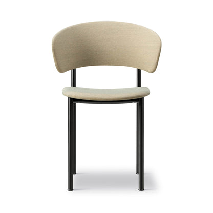 Fredericia Plan Armchair fullpolstret. Velg tekstil og understell