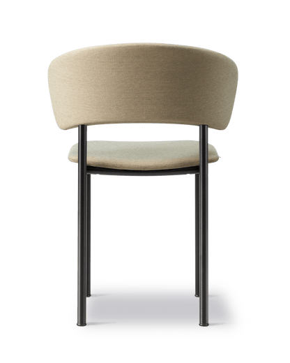 Fredericia Plan Armchair fullpolstret. Velg tekstil og understell