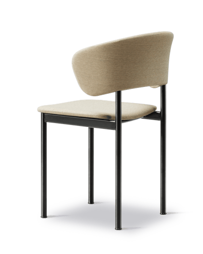 Fredericia Plan Armchair fullpolstret. Velg tekstil og understell