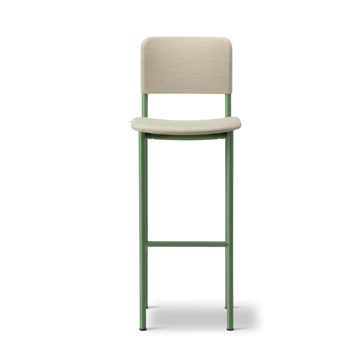 Fredericia Plan Barstool fullpolstret. Velg tekstil og understell