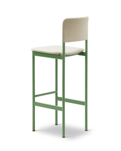 Fredericia Plan Barstool fullpolstret. Velg tekstil og understell