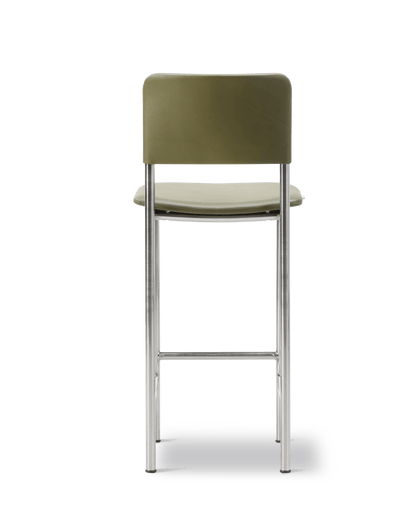 Fredericia Plan Barstool fullpolstret. Velg tekstil og understell