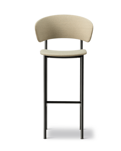 Fredericia Plan Arm Barstool fullpolstret. Velg tekstil og understell