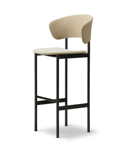Fredericia Plan Arm Barstool fullpolstret. Velg tekstil og understell