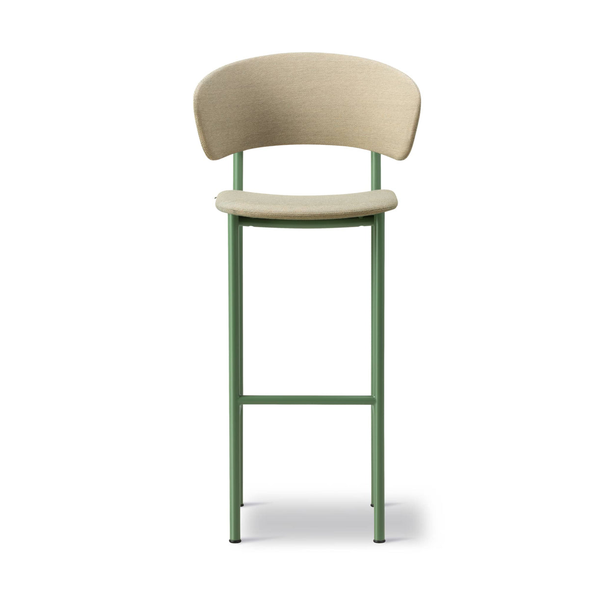 Fredericia Plan Arm Barstool fullpolstret. Velg tekstil og understell