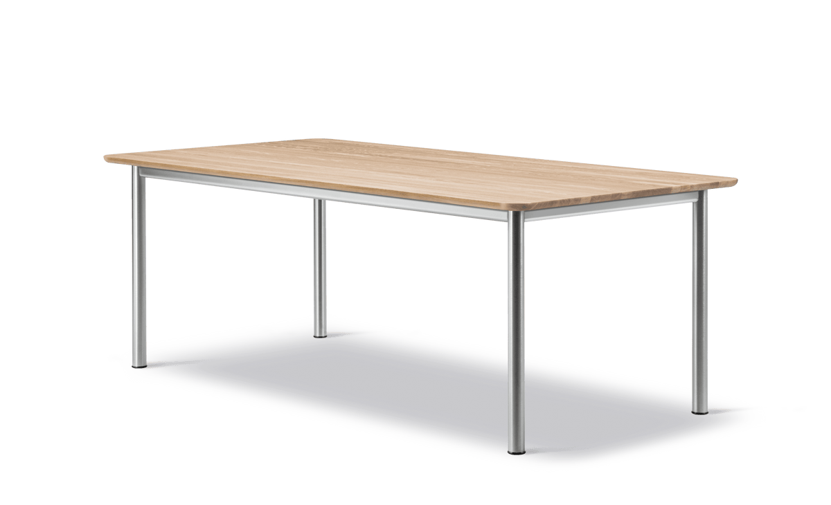Fredericia Plan Table bord 200 × 100 cm. Velg understell, høyde og bordplate