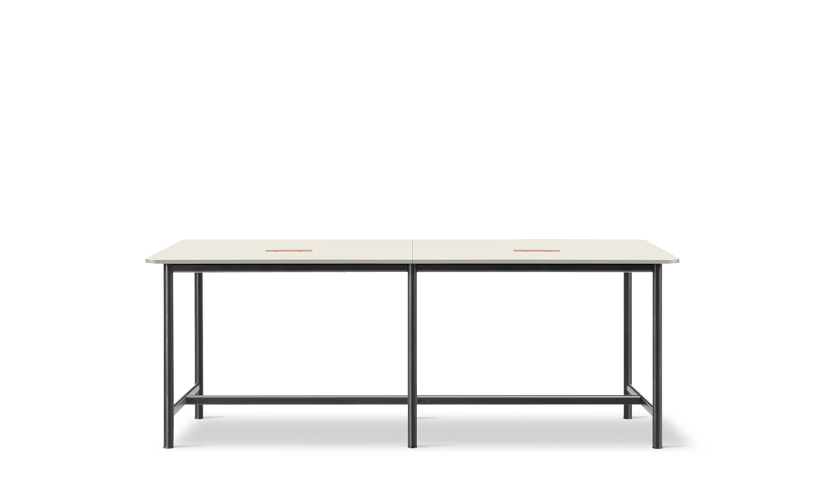 Fredericia Plan Table konfigurasjon A, 260 × 100 cm. Velg understell, høyde og bordplate