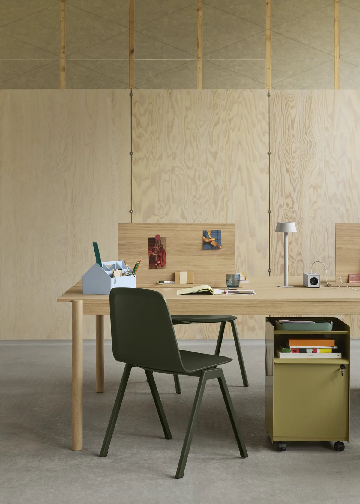 Muuto Folded trillebord. Velg størrelse og farge