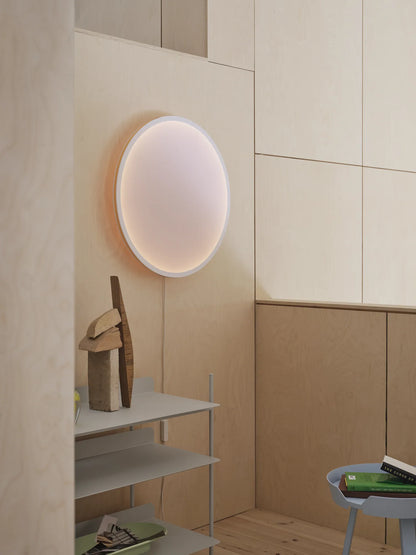 Muuto Calm vegglampe. Velg modell og utførelse