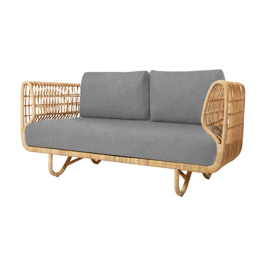 Cane-line Nest 2-seter sofa, rotting (innendørs). Velg putestoff