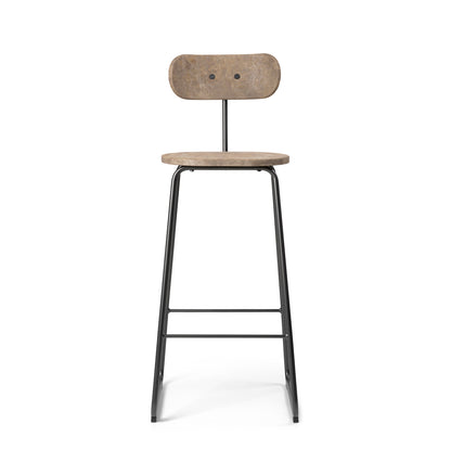 Mater Earth Stool Backrest barstol. Velg farge og høyde