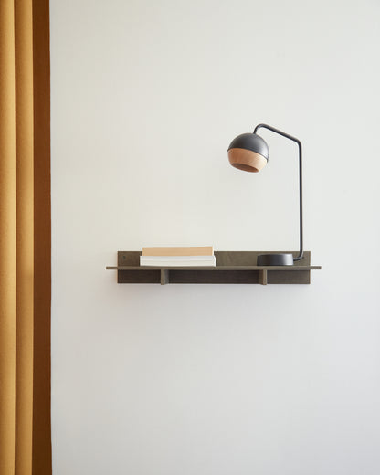 Mater Edge Shelf hylle. Velg farge