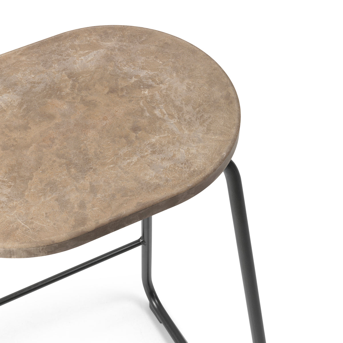 Mater Earth Stool barkrakk. Velg farge og høyde