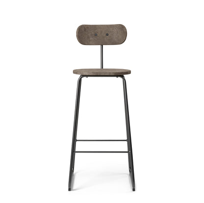 Mater Earth Stool Backrest barstol. Velg farge og høyde