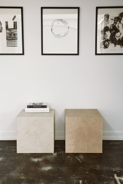 Mater Cube kube – sidebord og krakk. Velg farge