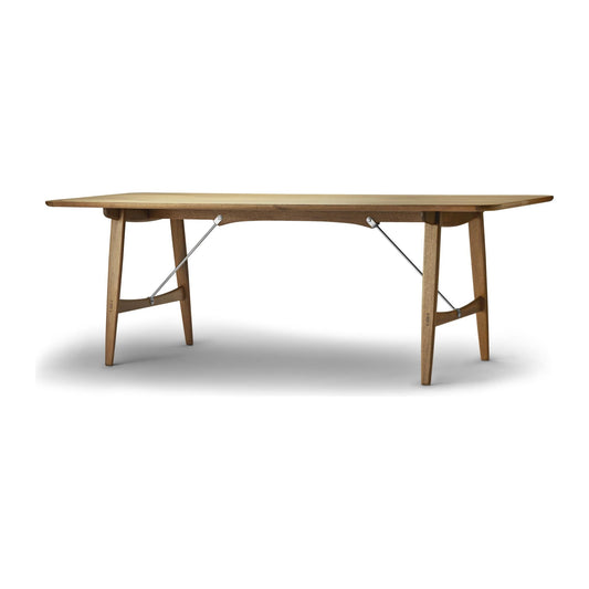 Carl Hansen BM1160 Hunting Table spisebord