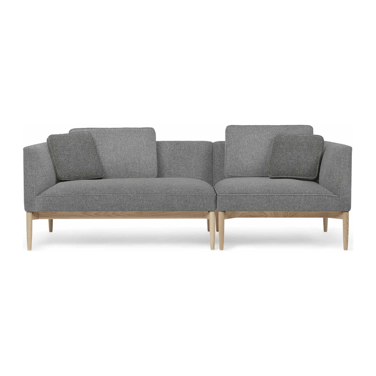 Carl Hansen Embrace sofa i oljet eik og tekstil Hallingdal 130 (sammensatt sofa – modul E320)