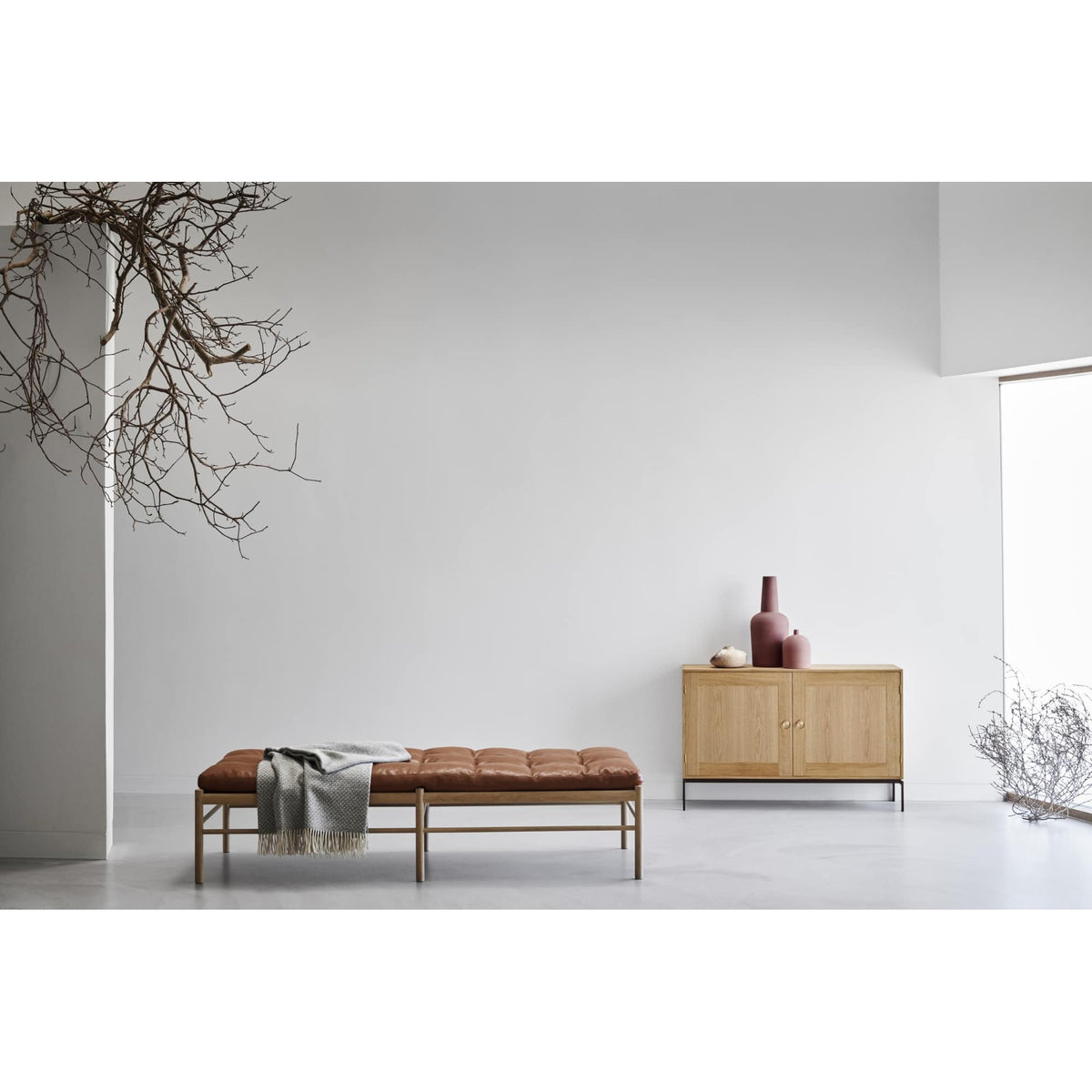 Carl Hansen FK631110F FK63 dyp gulvstående reol 72,5x56x36 cm