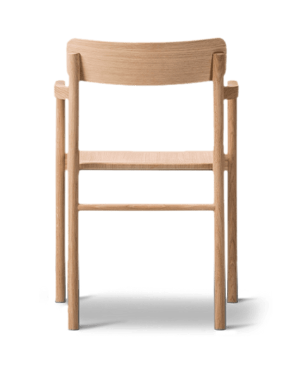 Fredericia Post Armchair tresete. Velg treverk